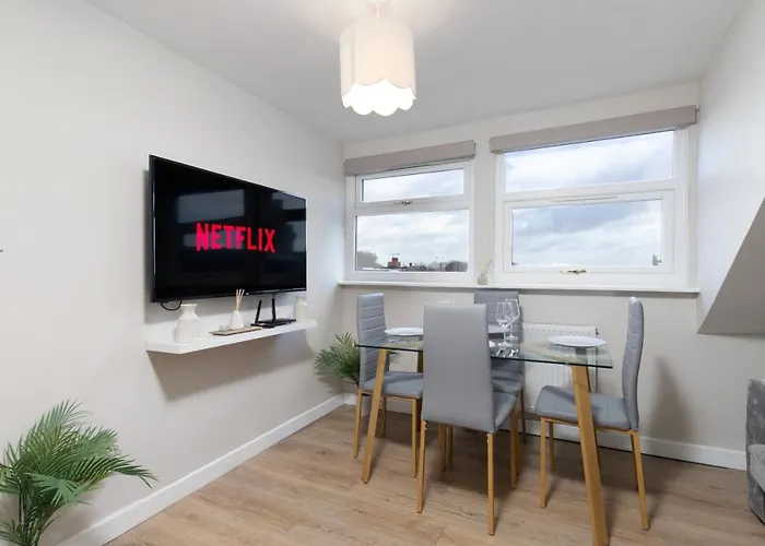 Cosy Apartment Coventry City Centre Parking Wifi